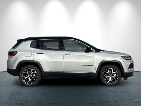 New 2026 Jeep Compass Limited image 3