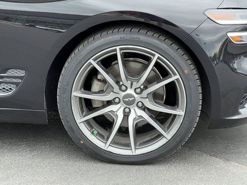 Used 2023 Genesis G70 2.0T AWD/4WD image 16