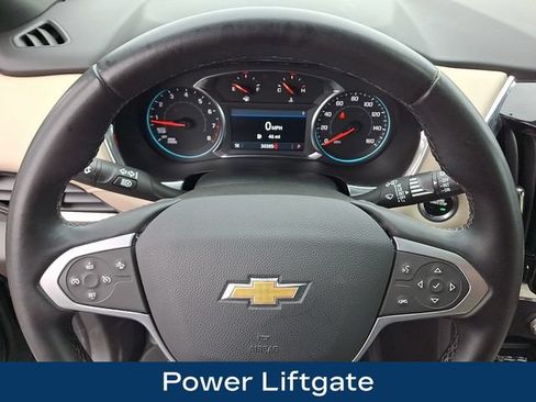 Used 2023 Chevrolet Traverse LT AWD/4WD image 4