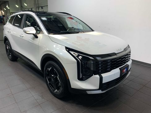 New 2026 Kia Sportage EX image 2