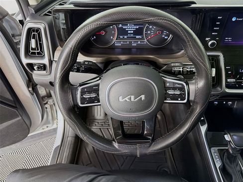 Used 2022 Kia Sorento X-Line EX AWD/4WD image 3