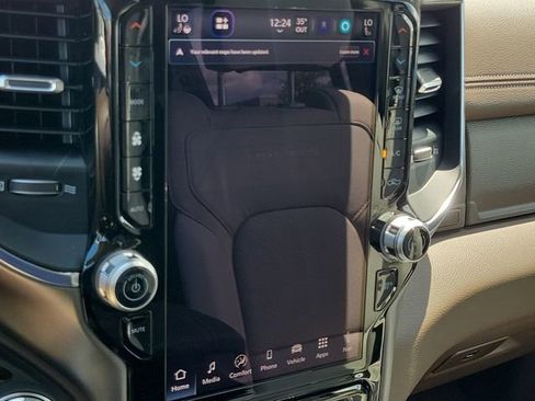 New 2026 RAM 1500 Laramie AWD/4WD image 20