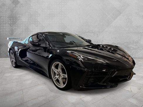 Used 2023 Chevrolet Corvette Stingray Coupe w/ 1LT RWD image 1