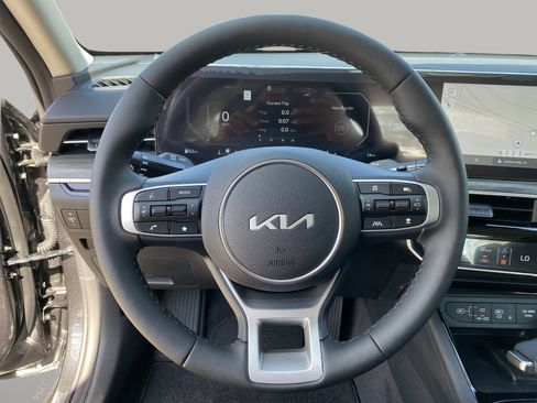 Certified 2025 Kia K5 EX FWD image 28