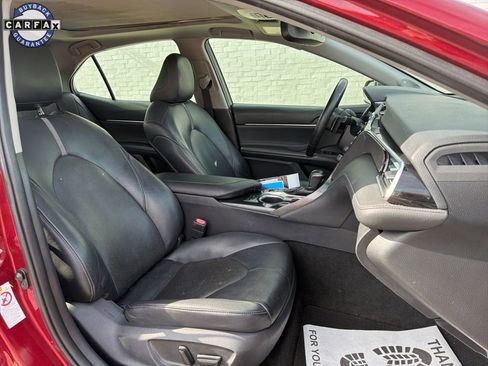 Used 2018 Toyota Camry XSE w/ Driver Assist Package image 12