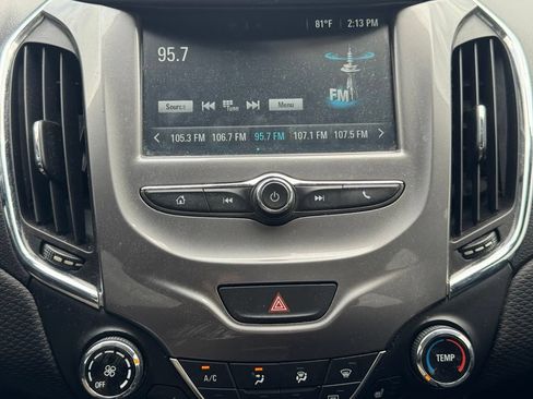 Used 2016 Chevrolet Cruze LT w/ Convenience Package FWD image 14