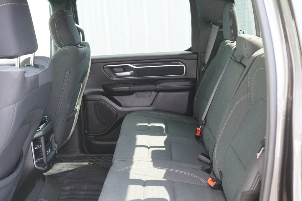 Used 2023 RAM 1500 Big Horn AWD/4WD image 33