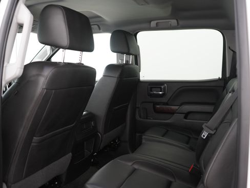 Used 2018 GMC Sierra 1500 SLT AWD/4WD image 16