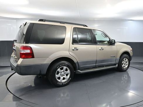 Used 2007 Ford Expedition XLT image 4