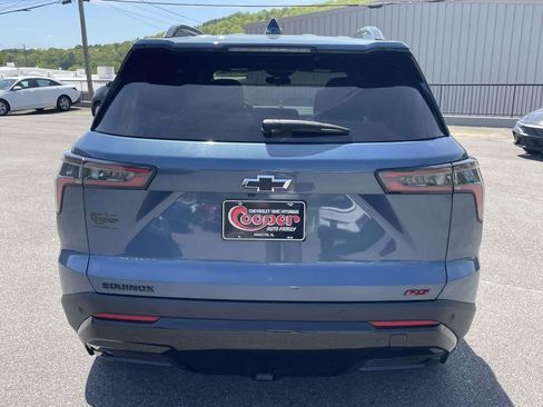 Used 2025 Chevrolet Equinox RS image 3