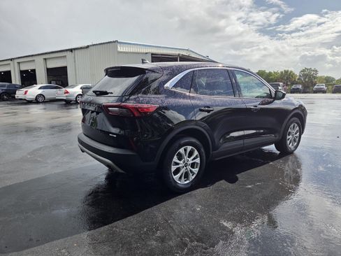 Used 2024 Ford Escape Active w/ Tech Pack #1 AWD/4WD image 9