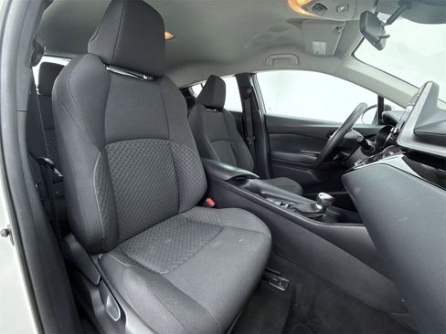 Used 2021 Toyota C-HR LE image 13