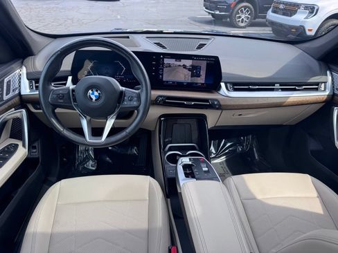 Used 2023 BMW X1 xDrive28i w/ Premium Package AWD/4WD image 5