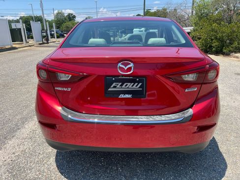 Used 2018 MAZDA MAZDA3 Grand Touring FWD image 14