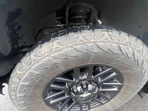 Used 2020 Ford F350 XLT w/ FX4 Off-Road Package AWD/4WD image 10