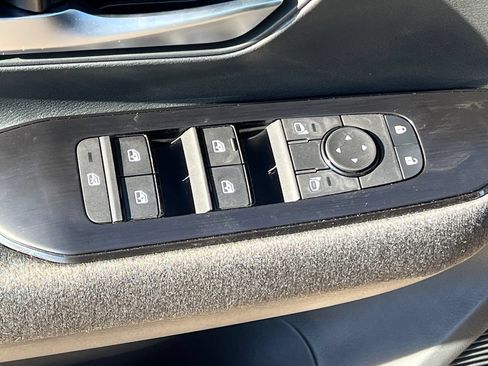 New 2026 Nissan Kicks SV w/ SV Premium Package AWD/4WD image 8