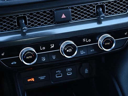 Used 2023 Acura Integra A-Spec image 16