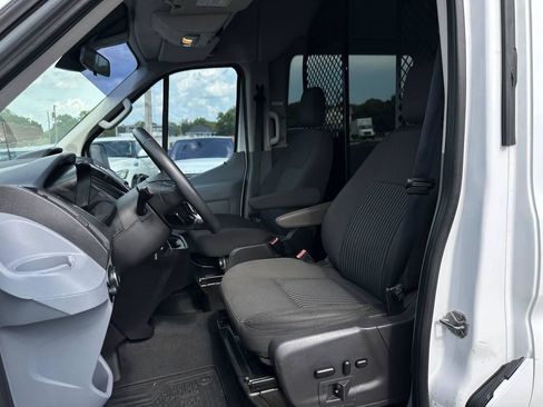 Used 2015 Ford Transit 150 XLT RWD image 16
