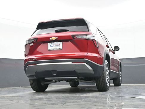 New 2026 Chevrolet Equinox LT FWD image 45