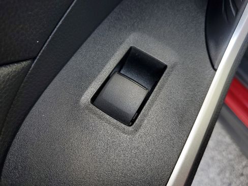 Certified 2021 Toyota RAV4 XLE w/ Convenience Package image 15