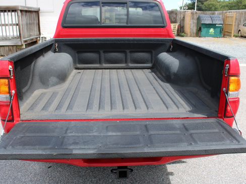 Used 2002 Toyota Tacoma 4x4 Double Cab image 19