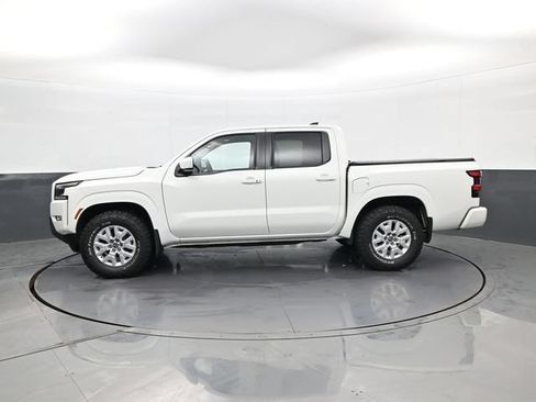 Used 2022 Nissan Frontier SV w/ SV Premium Package AWD/4WD image 8