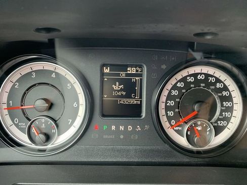 Used 2018 RAM 1500 Express image 20