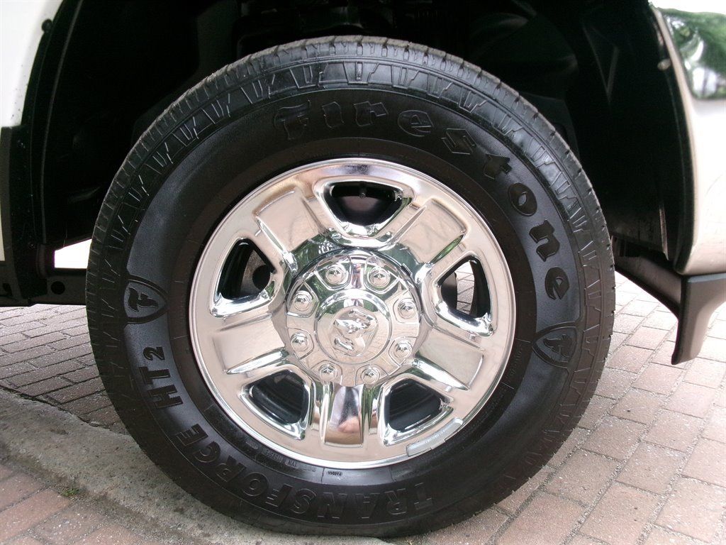 Used 2024 RAM 2500 Tradesman w/ Chrome Appearance Group AWD/4WD image 39