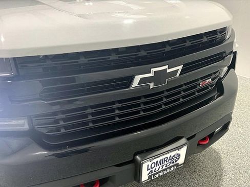 Used 2021 Chevrolet Silverado 1500 LT Trail Boss w/ Bed Protection Package image 35