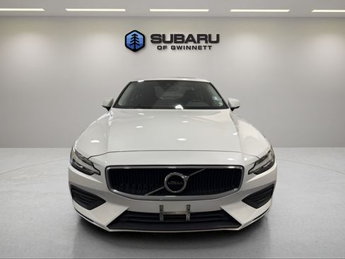 Used 2020 Volvo S60 T5 Momentum w/ Protection Package Premier FWD image 8