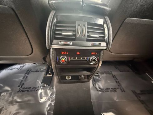 Used 2017 BMW X6 sDrive35i w/ M Sport Package RWD image 27