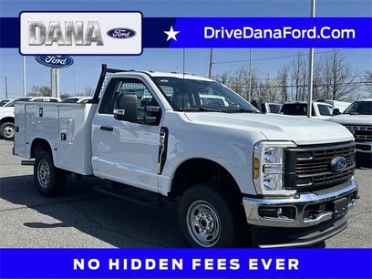 New 2025 Ford F250 XL w/ XL Chrome Package