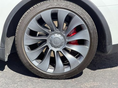 Used 2021 Tesla Model Y Performance AWD/4WD image 36