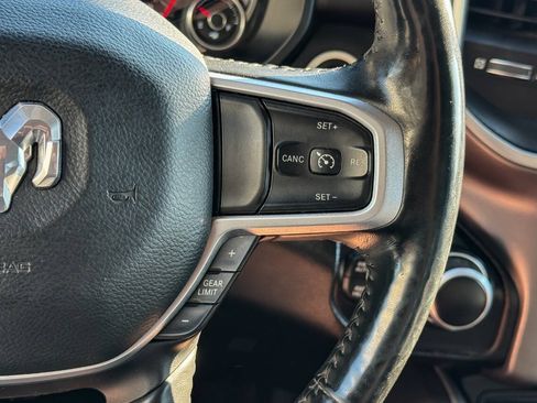 Used 2019 RAM 1500 Big Horn AWD/4WD image 30