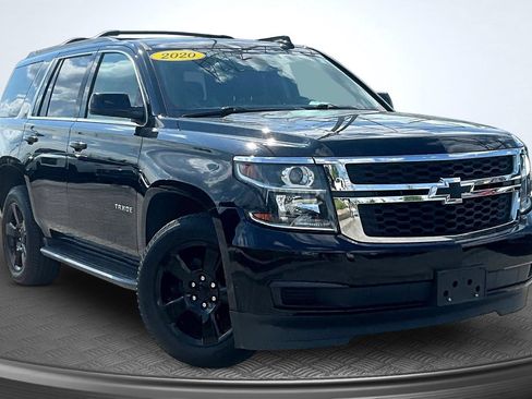 Used 2020 Chevrolet Tahoe LT w/ LT Midnight Edition RWD image 3