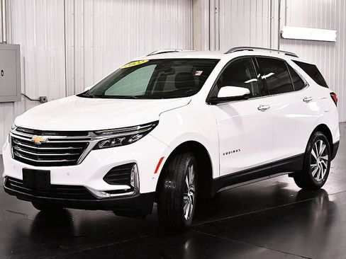 Used 2022 Chevrolet Equinox Premier image 3