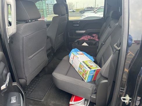 Used 2018 Chevrolet Silverado 1500 LT w/ All Star Edition image 10