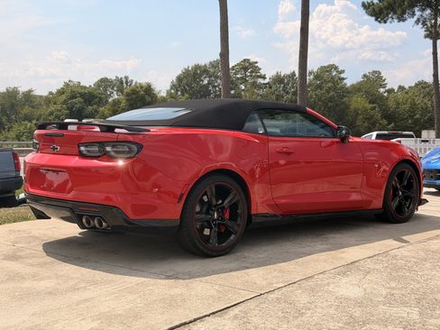 Used 2023 Chevrolet Camaro SS RWD image 12