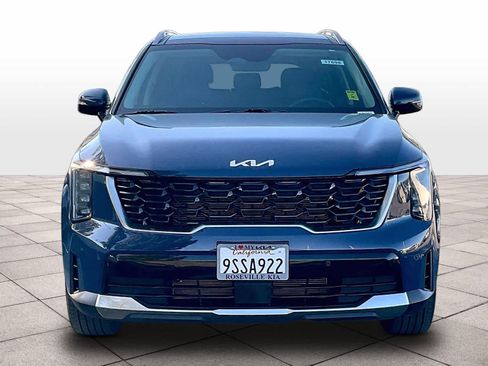 Used 2025 Kia Sorento S w/ Panoramic Sunroof Package image 3