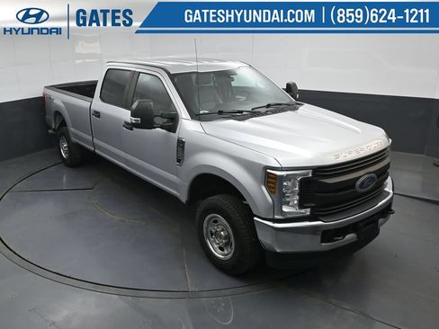 Used 2019 Ford F250 XL w/ Power Equipment Group AWD/4WD image 42