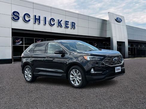 Used 2019 Ford Edge Titanium w/ Equipment Group 301A FWD image 1