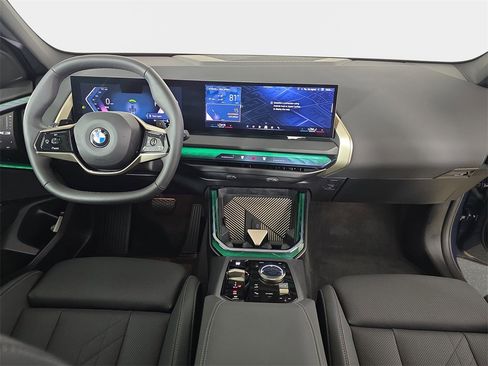 Used 2025 BMW X3 xDrive30i w/ Convenience Package image 15