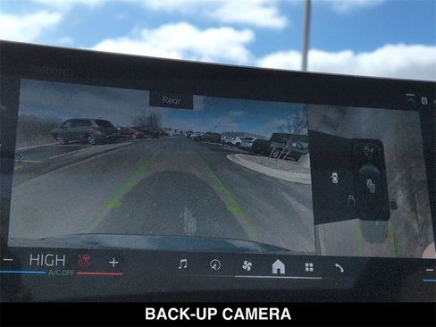 New 2026 BMW X5 xDrive40i w/ M Sport Package image 23