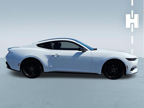 Used 2024 Ford Mustang Coupe image 2