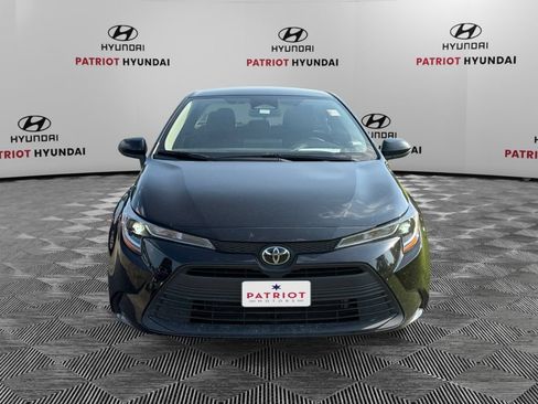 Used 2024 Toyota Corolla LE FWD image 8