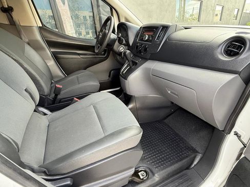 Used 2017 Nissan NV200 S w/ Cruise Control Package FWD image 22