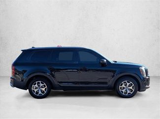 Used 2020 Kia Telluride EX video 4