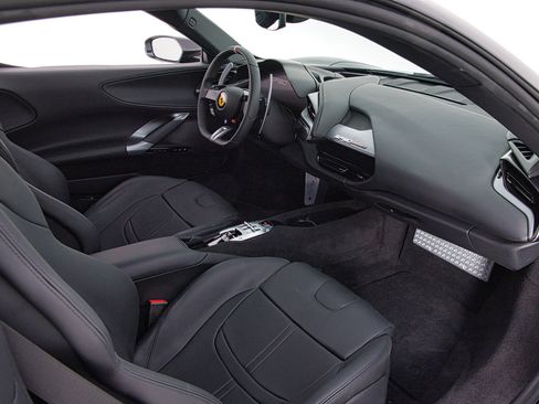 Certified 2023 Ferrari SF90 Stradale AWD/4WD image 17