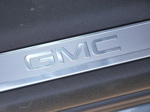 New 2026 GMC Yukon XL Elevation AWD/4WD image 24