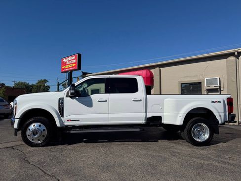 Used 2025 Ford F450 Lariat w/ Camper Package AWD/4WD image 4